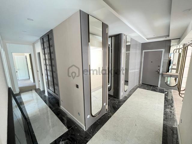 Tekin Emlaktan Emsalsiz Lüks Yapıda Bölgenin En Prestijli Sitesi !!!! 4