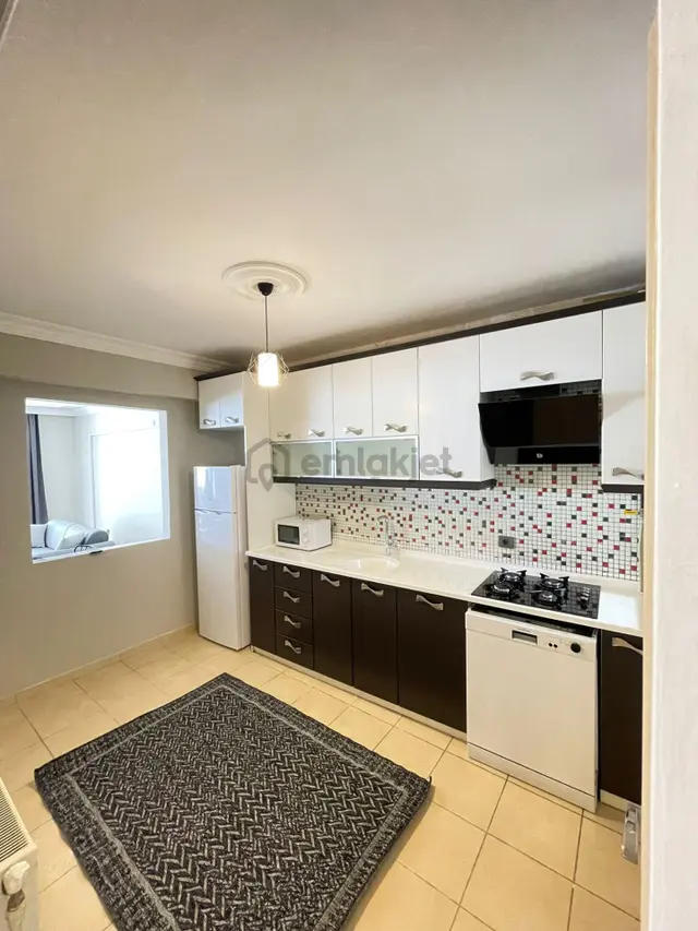 Bornova Günlük/haftalık/aylık Kiralık 3+1 Geniş - Temiz 2