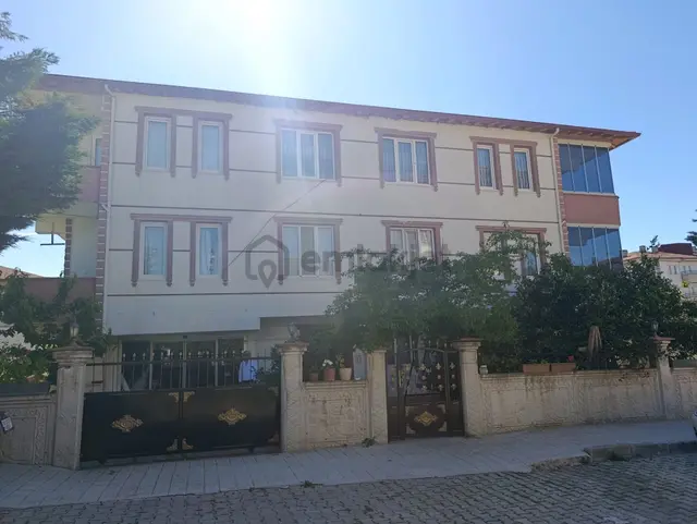 Rota'dan Hürriyet Mah.müstakil Komple Satılık Bina 3