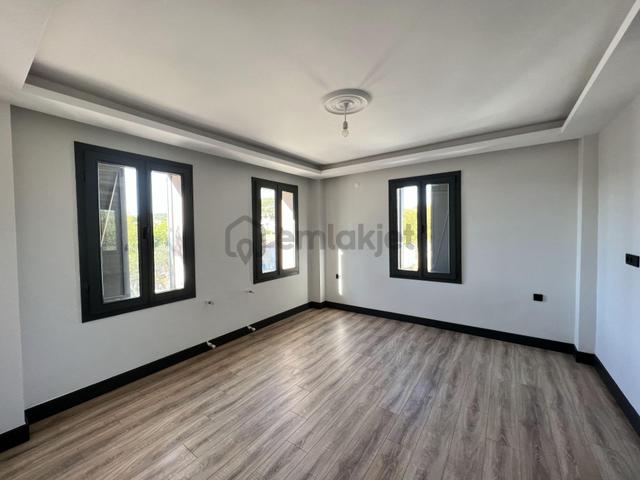 Balıkesir Ayvalık Cunda Da Satılık Mustakil Muhtesem Ev. 4