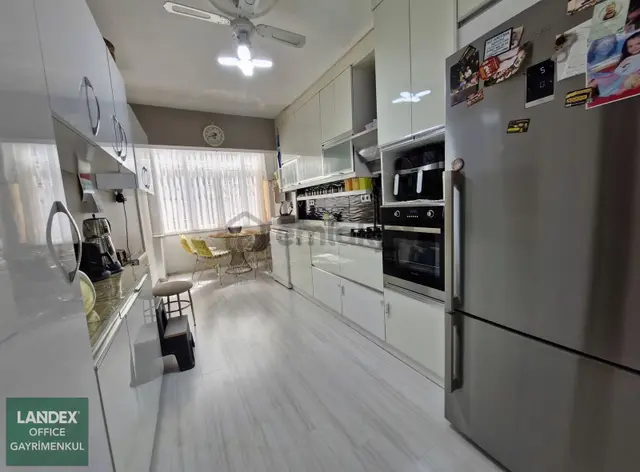 Landex'den 3+1 Lozan Caddesi Full Beyan 140m2 Masrafsız Daire Landex'den 3+1 Lozan Caddesi Full Beyan 140m2 Masrafsız Daire