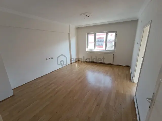 Acil Satılık Plevne Mah De Katta Masrafsız 3+1 Daire Acil Satılık Plevne Mah De Katta Masrafsız 3+1 Daire