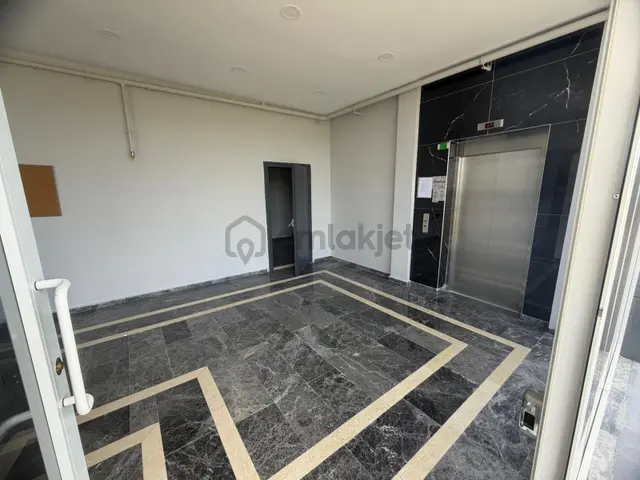 Tacin Mahallesinde Hastane Yakınında Kiralık Lüx1+1 Stüdyo Daire 5