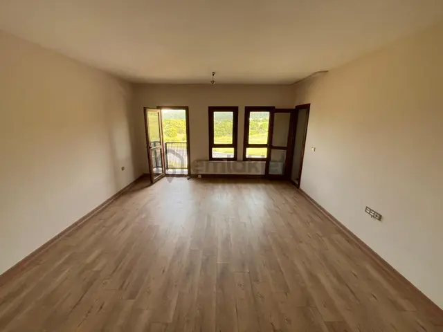 Akgedik Zeki Emlaktan 2.etap Okul Arkasında Satılık 3+1 Geniş Daire 3