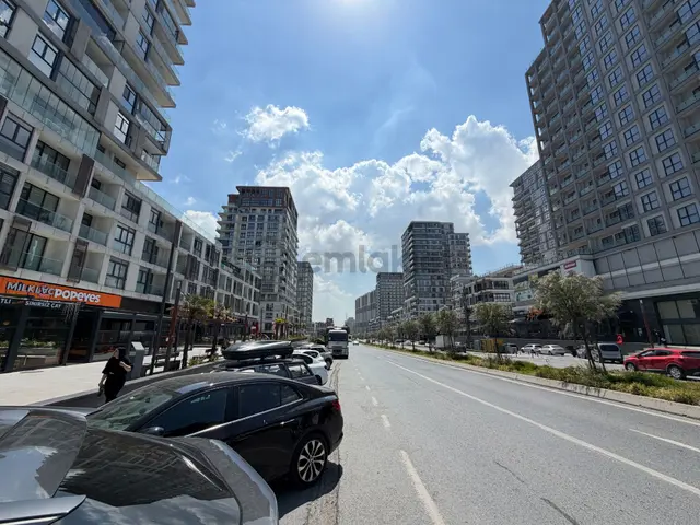 Bahçeşehir Strada 1. Etap Satılık 160 M2 3+1 Daire