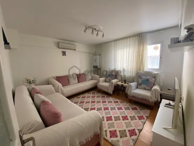 Acill Konak Zeytinlik Mah.de Kemer İzban İstasyonu Yürüme Mesafesinde 2+1 75m2 Ayrı Mutfak Dgazlı D. 2