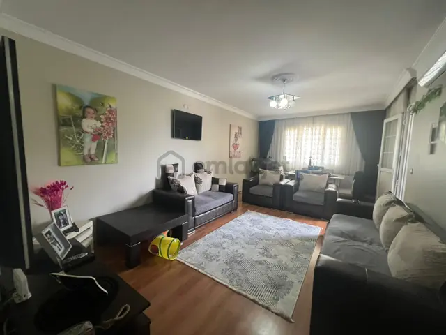 Acil Buca Çamlık Mahde 3+1 125m2 D.gazlı Arakat Ayrı Mutfak Ferah Daire 1