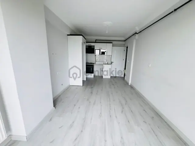 Cadde Üstü Ön Cephe Satilik Daire 5