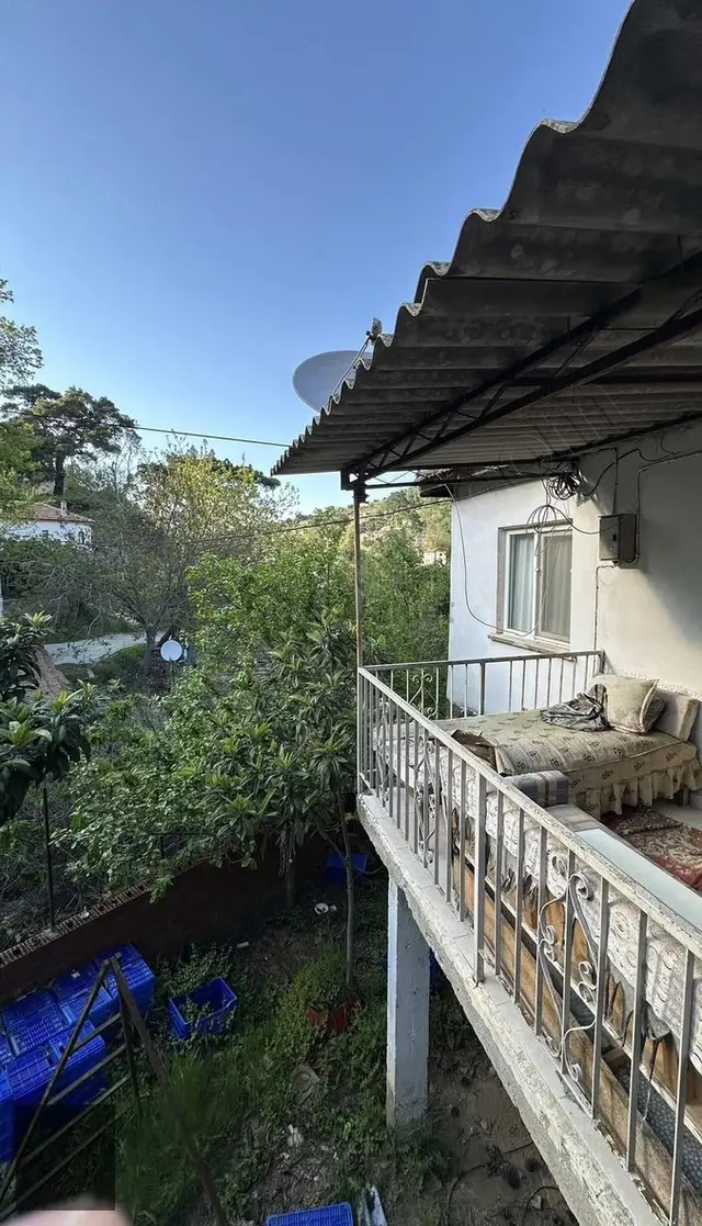 Balıkesir Süberlidere'de Müstakil Ev, 2+1, 85m², 405m² Bahçeli 4