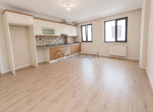 Çekmeköy Mimarsinan Mah Satılık 2+1 80m2 Yüksek Giriş Daire 4