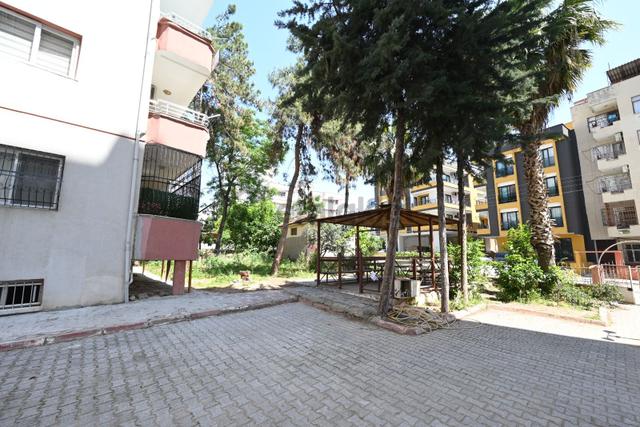 Üstünkent'ten Bahçelievler'de Krediye Uygun Geniş Satılık 3+1 4