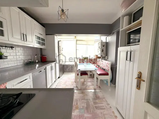 Cadde Üzerinde 3+1 Satılık Daire ~ Yılmaz Emlak 2