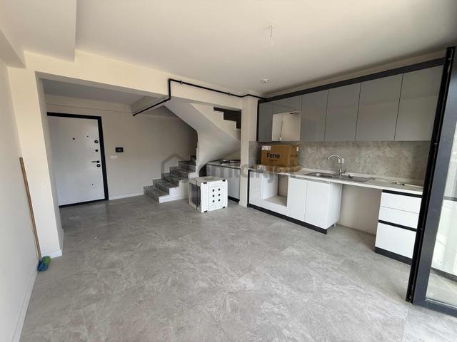 "alaçatı"incek'te Güney/ön Cephe/yerden Isıtma 2+1 Kiralık Daire 2