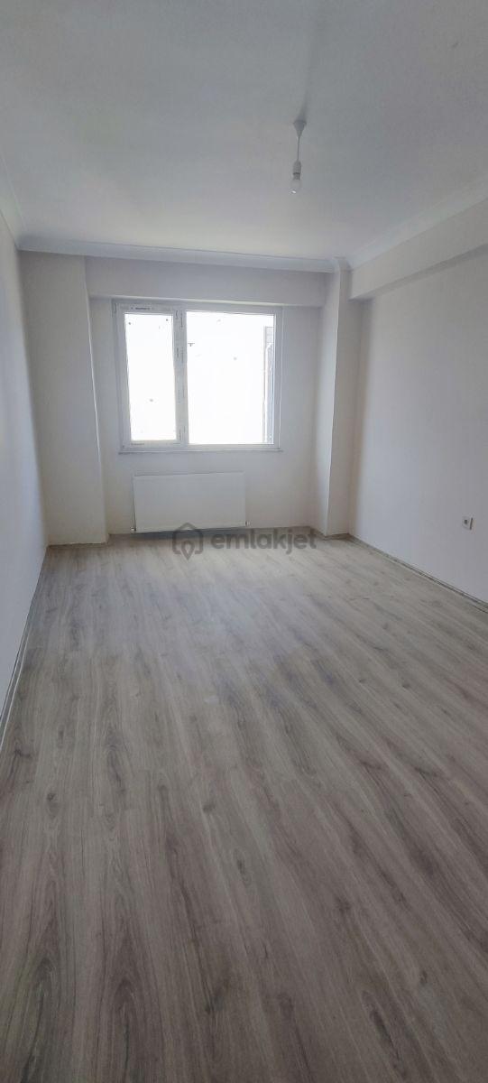 Uçardan Merkezde 3+1 Ebeveyn Banyolu Daire 3
