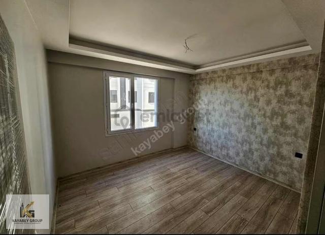 Acil Satılık 2+1 70 M2 Z+1 Kat Bağcılar 4