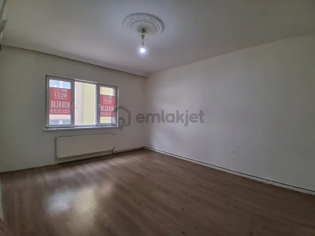 Rw Nest'ten Eskibağlar Mah. Yengi Sokak 2+1 Kiralık Daire 3