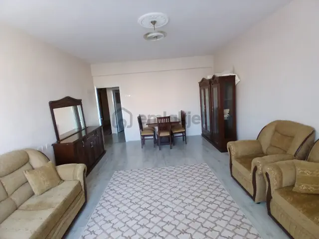 Akçay Emlak'tan Akşehir Çarşı Merkezde Özpark Otel Civarında Eşyalı Kiralık 3+1 Daire 4