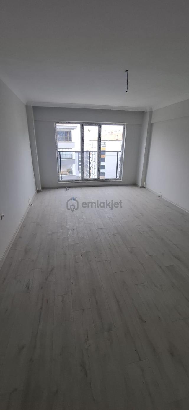 Altındağ - Başpınar Mah. Toki Yak. Ara Katta Kök Tapu 3+1 Satılık Fırsat Dairesi !!! 4
