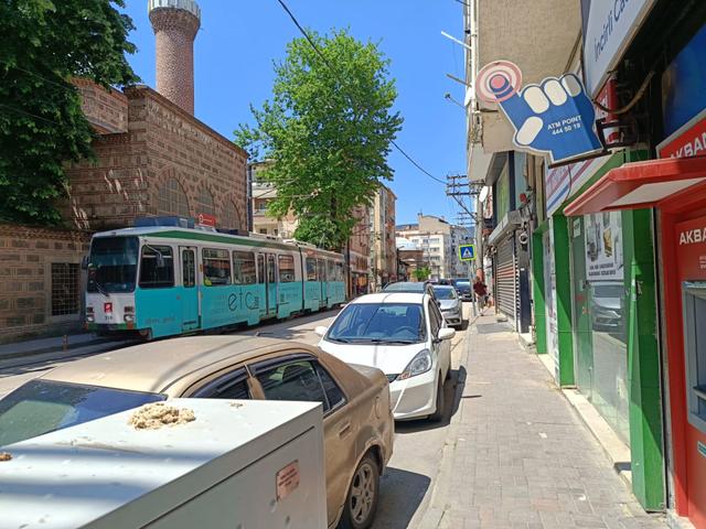 Bursa Yıldırım İncirli Caddesi’nde Yatırımlık & İşlek Konumda Satılık Dükkan 5