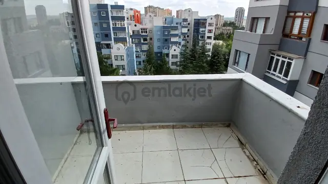 Çıtırık'tan Tunahan Mh. 5 Metro Yakını Ara Kat Asansörlü Satılık 2+1 Daire 5