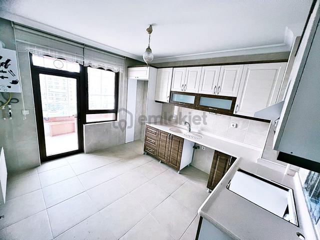 Veranka'dan Burç Mah. Seval Cadde Yakını Ebeveyn Banyo 3+1 Daire 1