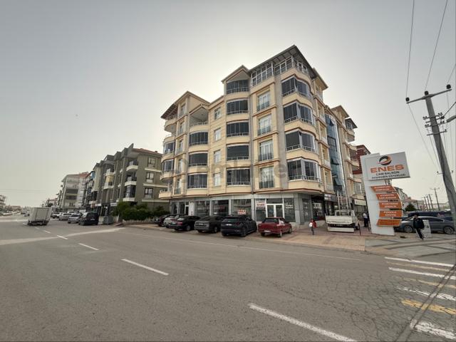 Han Gayrimenkulden Alparslan Türkeş Bulvarında 165 M² Kiralık Dükkan 2