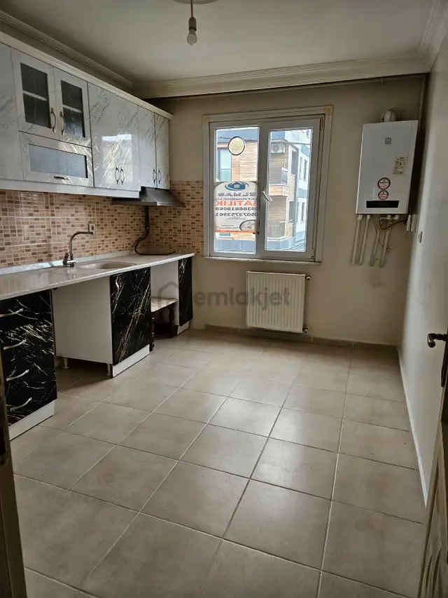 Sancaktepe Yenidoğan Merkez 2+1 95m2 Satılık Fırsat Daire 3