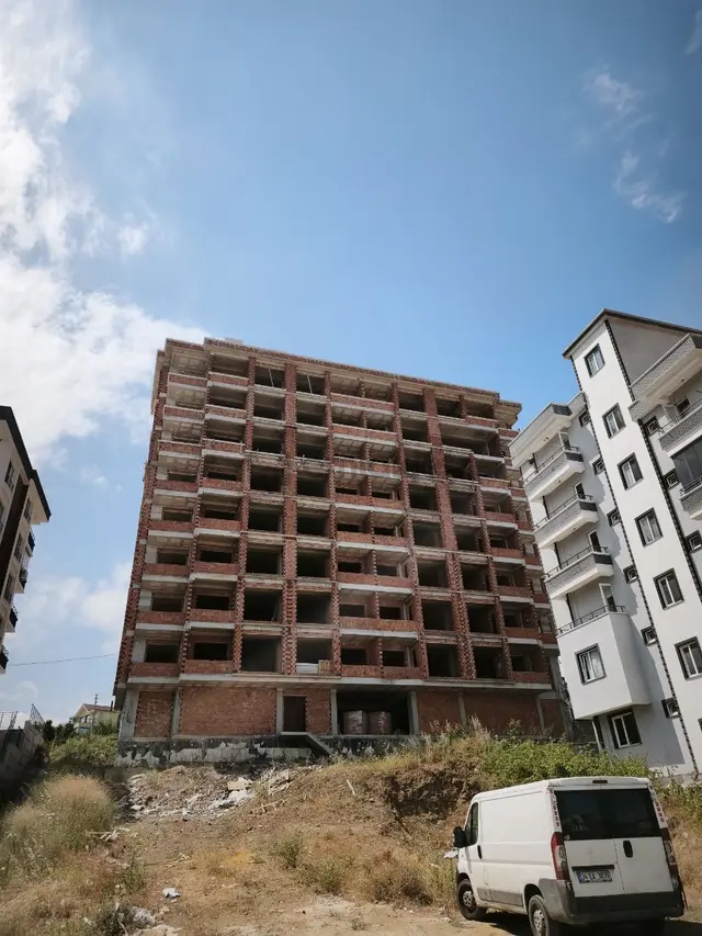 Truva İsa Kılıçtan Alanlıda Satılık 1+1 2