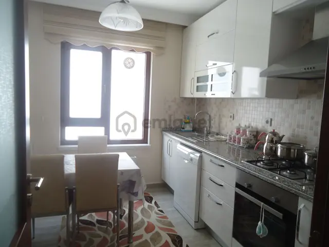 Asansörlü Satılık Daire Gizem Emlaktan