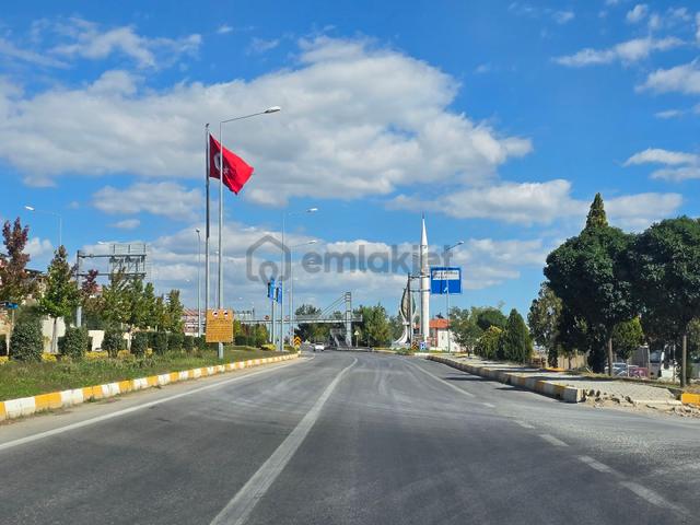 Balıkesir Dursunbey Alagüneyde 2.383 M² Su Yakını Düz Bakımlı Güzel Uygun Tarla. Açıklamayı Okuyunuz 5