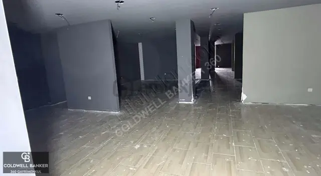 Yeşillik Caddesi 10m Cepheli Komple Kiralık Bina 4