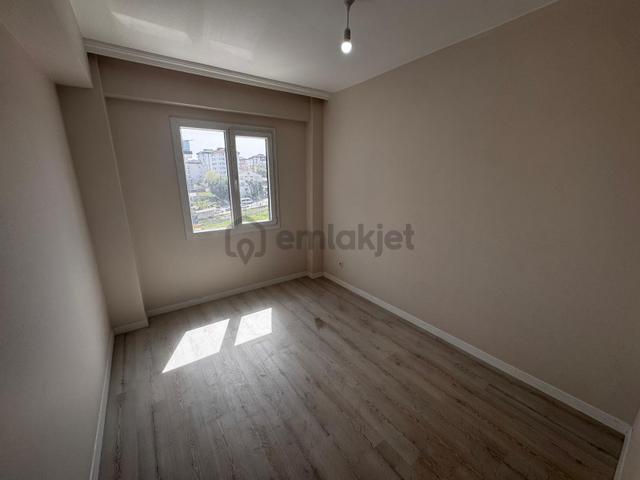 Okul,karakol Yanı Başında En Güvenli Konumda Market Pazar Dibi!! 3