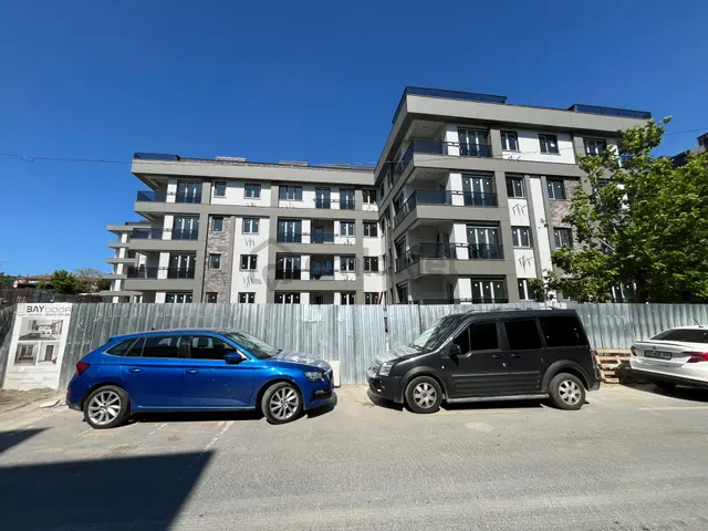 Üsküdar Barbaros Satılık Daire Sıfır Sitede 2+1 Ebeveynli