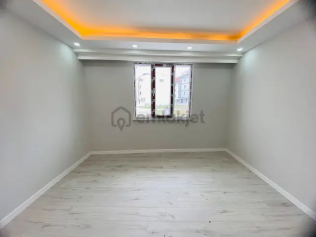 Güven'den Kapaklıda Yerden Isıtmalı,k.otoparklı Fırsat 1+1 Daire 2