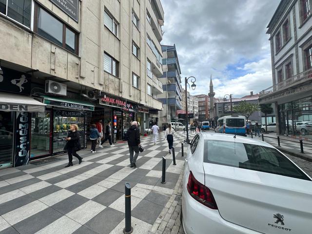 Trabzon Meydan Konak Pasajında Kiralık Dükkan 5