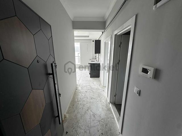 Deka Gayrimenkul'den Körfez'de Kiralık Sıfır 1+1 Arakat Daire 4