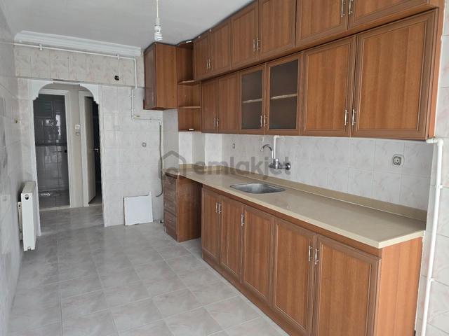 Karşıyaka Örnekköy Kiralık 3+1 Daire 4