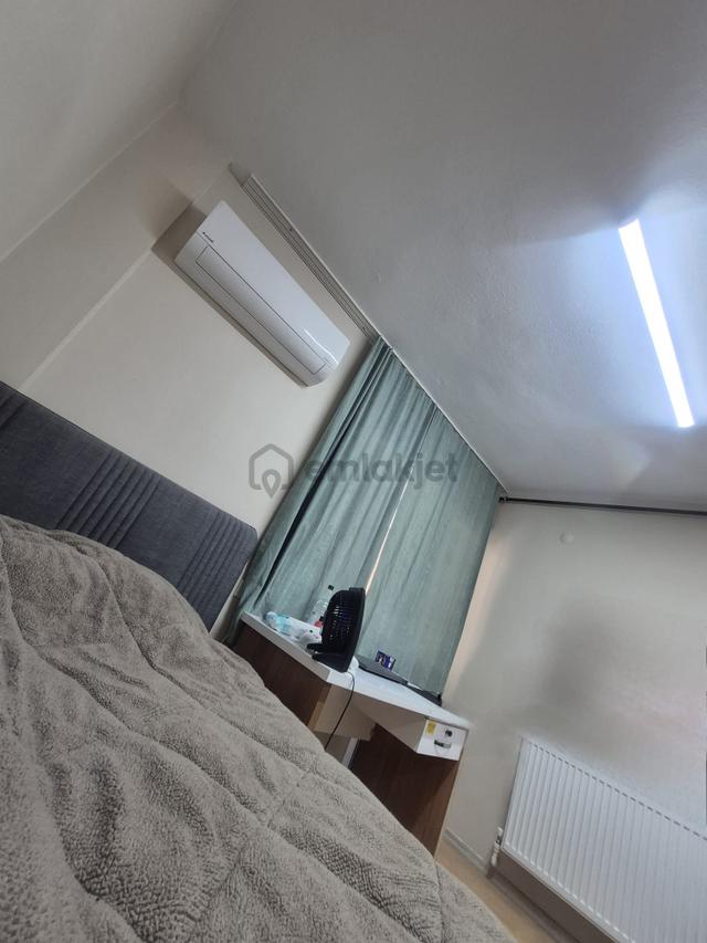 Acill Konak Güneşli Mah.de İzmirpark Avm Yakını 2+1 80m2 Dgazlı Arakat Satılık Daire 5