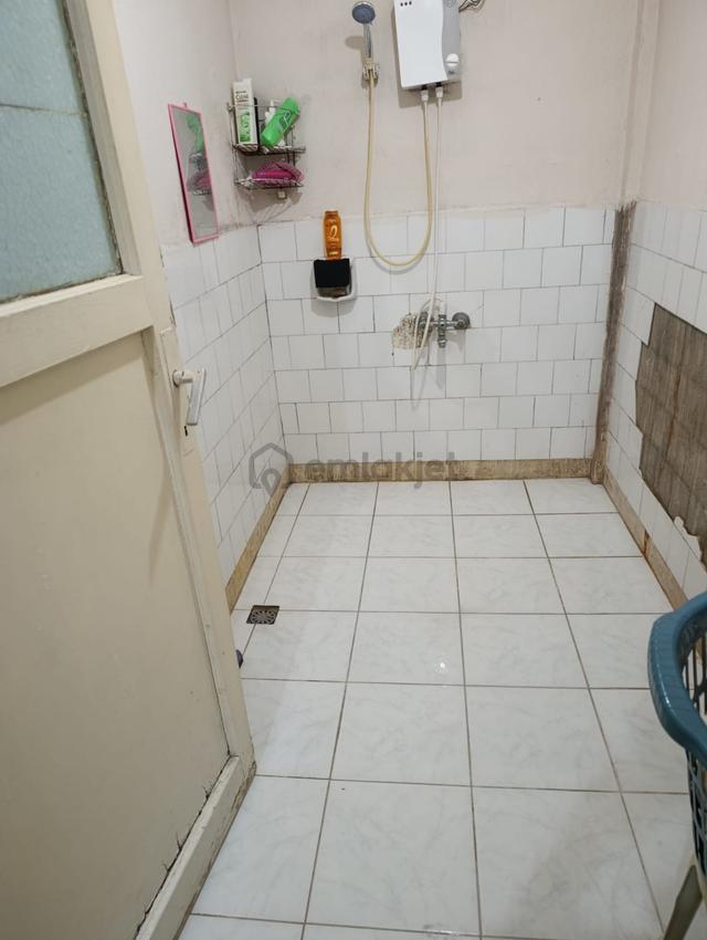 Bursa İnegöl Kemalpaşa Mah.120m2 2+1 31 Yıl Üzeri 3.kat Sobalı Satılık Daire 2