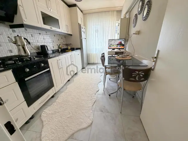 Hemdem Gayrimenkul'den İstasyon'da Merkezde Ön Cephe 3+1 Satılık Daire 3