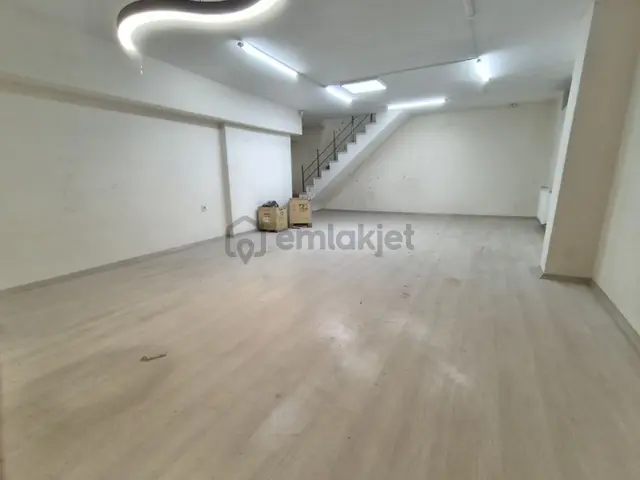 Adil Mah Acil Fiyat Düştü , Geniş Bir Dükkan Mağaza (180/120m2 3