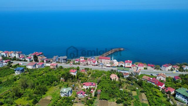 Trabzon Akçaabat'ta Satılık Deniz Manzaralı Arazi 1