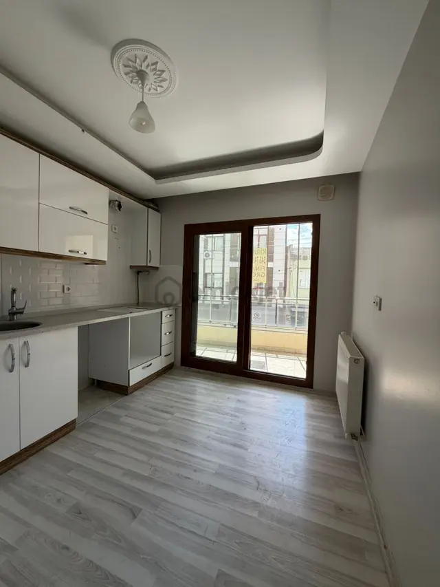 Finans Group Gayrimenkul'den// Subaşı Mahallesinde Kiralık 2+1 Daire 3