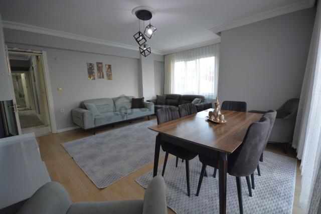 Satılık 145 M2 Merkezi Konumda 3+1 Lüks Daire 4