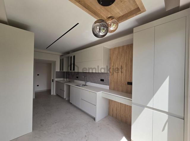 Şehir Hastanesi Yakını, Ara Kat 100 M² 2+1 Lüks Daire Şehir Hastanesi Yakını, Ara Kat 100 M² 2+1 Lüks Daire
