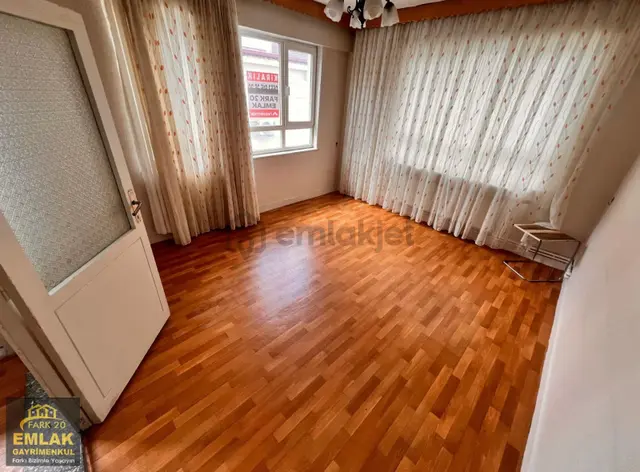 Fark20'den Devlet Hastanesi Arkası Kiralık 3+1 Daire 2