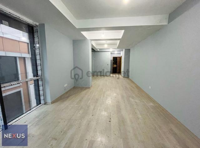 Sancaktepe Belediye Karşısı Kiralık Ofis Ayrı Mutfaklı/wc İl 4
