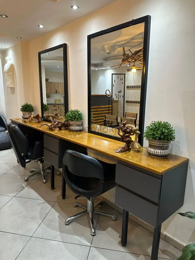 🌅 Kuşadası Merkeze Yakın - Modern Mobilyalı Kiralık Bayan Kuaför Salonu 2