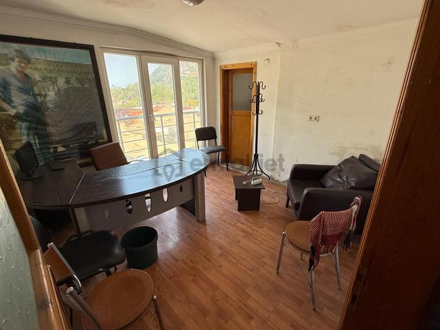 Akçaabat Yaylacık Mahallesi Küçük Sanayi Sitesinde Kiralık Büro 3