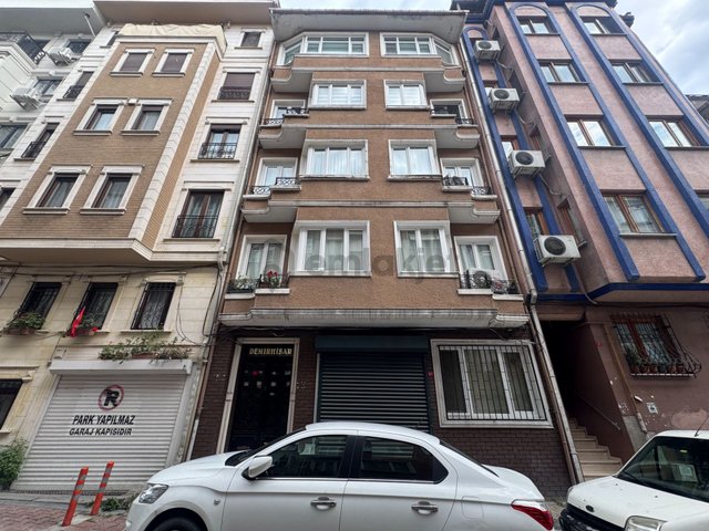 Turyap' Tan Fatih Hıstorıa Avm Yan Sokağında Satılık Daire Turyap' Tan Fatih Hıstorıa Avm Yan Sokağında Satılık Daire